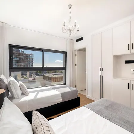 Sao Lucas Ii By An Island Apartment